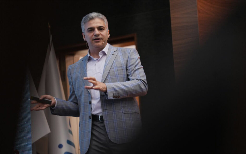 محمدمهدی اسماعیلی، مدیرعامل سیمرغ تجارت